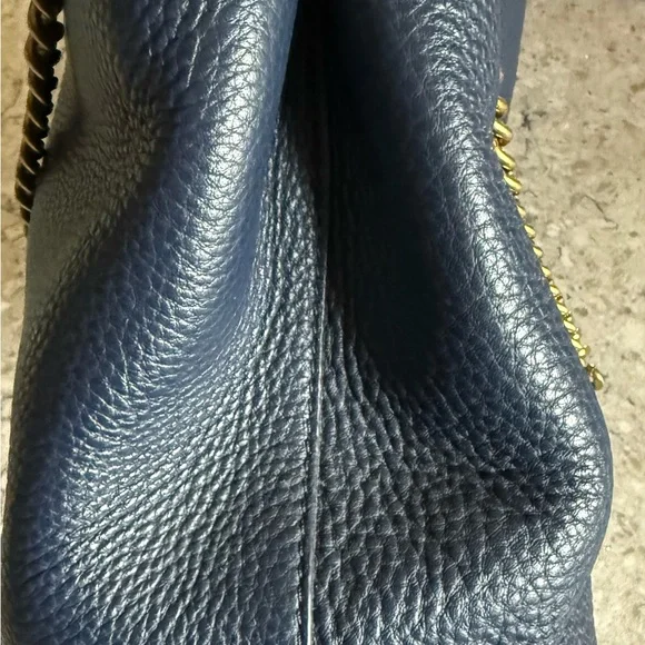 Tory Burch Dark Blue Shoulder Bag with Gold Chains - Picture 5 of 10